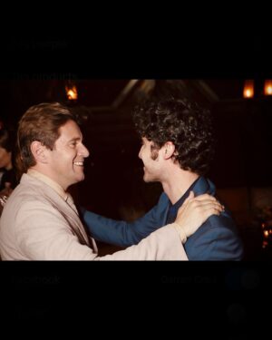Darren Criss Instagram - a very happy birthday to my longtime drinking buddy and sometime good friend @therealleech . wives & babies galore… so much to celebrate. 🍻🤘😎 🇮🇪