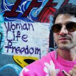 Darren Criss Instagram – Baraye – For Women Life Freedom
OUT NOW. proud to have been just 1 of 16,000 voices on this song, the release of which marks the one-year anniversary of the peaceful protests against violence against women in Iran. huge thank you to the incredible @taylorhanson for putting this together and for including me. #forwomenlifefreedom #fwlf #womenlifefreedom #baraye #singforthesilenced