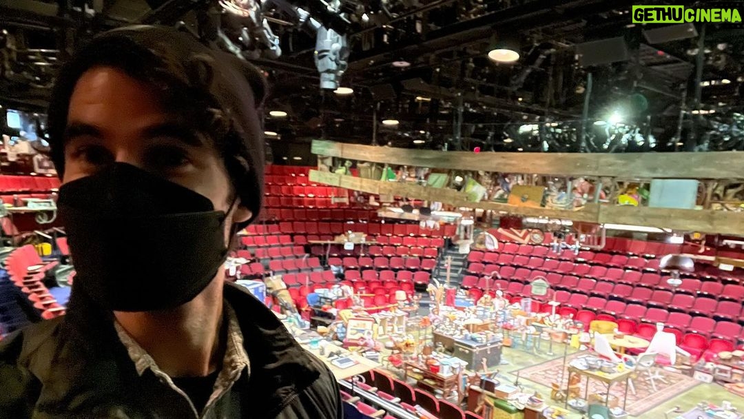 Darren Criss Instagram - from bloom to doom to zoom to back in the room. … fuckin’ business. so grateful and proud to finally have made it to opening night. #buffalobway Circle in the Square Theatre NY
