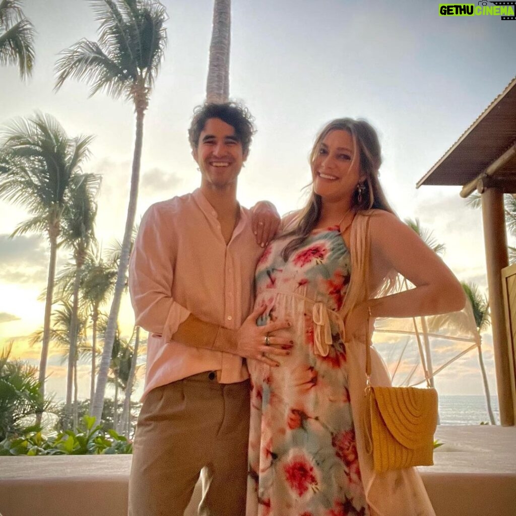 Darren Criss Instagram - #TBT to our magical lil 🐣🌙 at #FSPuntaMita. Muchas gracias to the folks at @fspuntamita for such a lovely time. ¡Salud! Four Seasons Resort Punta Mita, Mexico