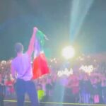 Darren Criss Instagram - nosotros esperamos por siempre por una noche como así 🤘🤪🇲🇽 GRACIAS CDMX❕ Coming for you next Australia @adelaidefescent @canberratheatrecentre @artscentremelbourne @theatreroyalhobart @cityrecitalhall @michaelcasselgroup