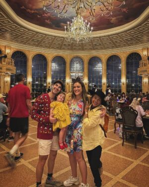 Darren Criss Instagram - Of course no tour through Florida is complete without a trip to a Criss family favorite… #WaltDisneyWorld, of course. Such a sweet way to accent the holidays. 
Thank you @DisneyParks & @WaltDisneyWorld for all the special memories of old and new.