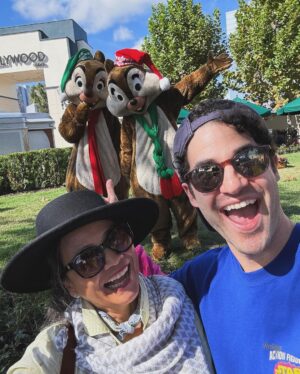 Darren Criss Instagram - Of course no tour through Florida is complete without a trip to a Criss family favorite… #WaltDisneyWorld, of course. Such a sweet way to accent the holidays. 
Thank you @DisneyParks & @WaltDisneyWorld for all the special memories of old and new.