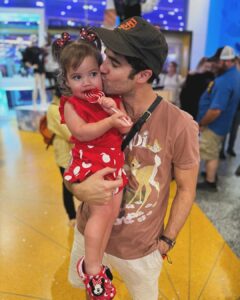 Darren Criss Instagram - Of course no tour through Florida is complete without a trip to a Criss family favorite… #WaltDisneyWorld, of course. Such a sweet way to accent the holidays. Thank you @DisneyParks & @WaltDisneyWorld for all the special memories of old and new.