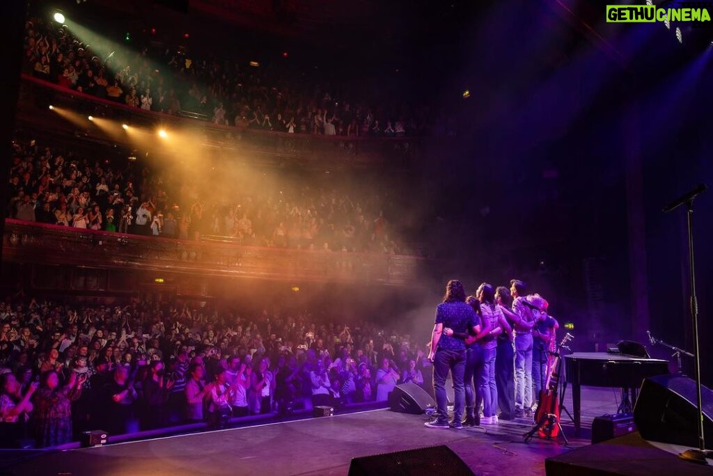 Darren Criss Instagram - wow 🔥 London 🔥 already 3 weeks ago. [10/15/23] #latergram What an incredible cast of special guests and two kickass crowds. Was CHUFFED to take our show to one of my favorite places in the world. Big thanks to @lwtheatres & @lambertjacksonproductions for having me. 📸 @danny_with_a_camera London Palladadium