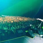 Darren Criss Instagram - my dear 🇲🇽 you never cease to traer el fuego! muchas gracias a todos mis amigos! the show was totalmente chido 🤘😎 thank you @ocesa @frontonmexico for bringing me back to CDMX❕ 📸 pro shots : @liliestradamx 📱bro shots : @dylansaunders @rockerrick Mexico City, Mexico