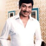 Darshan Thoogudeepa Instagram - ಕನ್ನಡಿಗರ ಮನದಾಳದಲ್ಲಿ ಶಾಶ್ವತವಾಗಿ ನೆಲೆಮಾಡಿರುವ ನಮ್ಮೆಲ್ಲರ ನಲ್ಮೆಯ ವರನಟ ಅಣ್ಣಾವ್ರು ಡಾ||ರಾಜ್ ಕುಮಾರ್ ರವರ ಪುಣ್ಯಸ್ಮರಣೆಯ ಪ್ರಯುಕ್ತ ಅಭಿಮಾನಪೂರ್ವಕ ನಮನಗಳು.