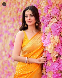 Darshana Banik Instagram - ♾♥️💛 #dsav
