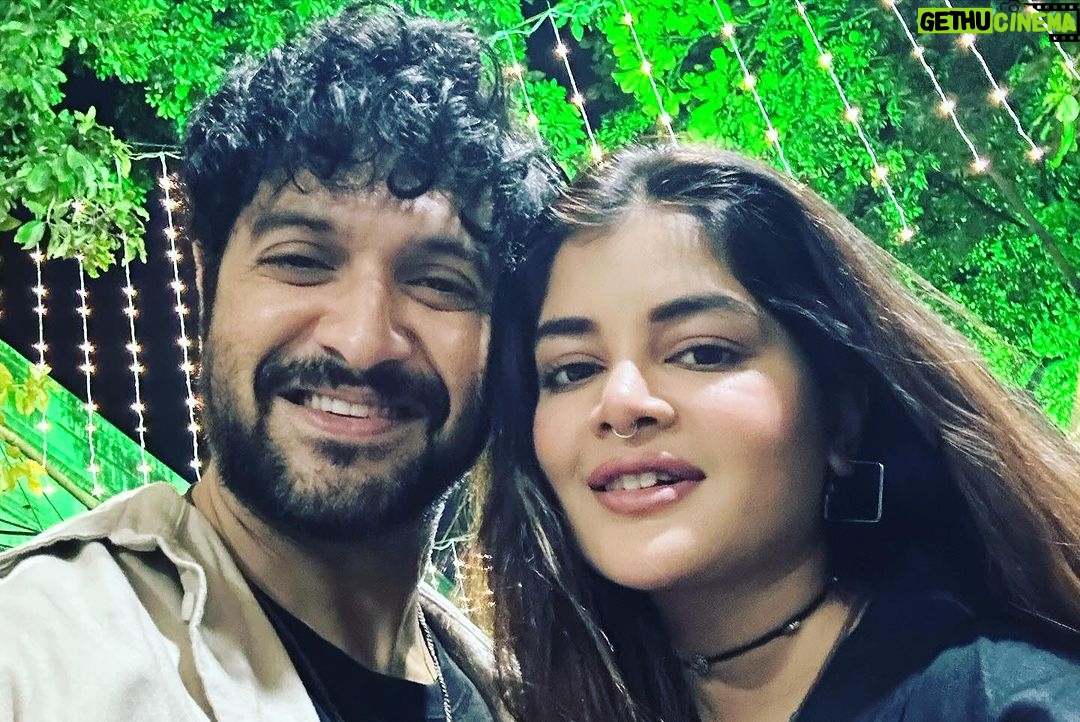Darshana Banik Instagram - And that’s a wrap! #KeProthomKaccheEshechi wrapped up with all our love. See you at the theatres! ❤️🤗 @shieladitya_official @madhumita_sarcar @darshanabanik @auditiva.synthesia @suvendas @innovativepictures #PradeepChakravorty