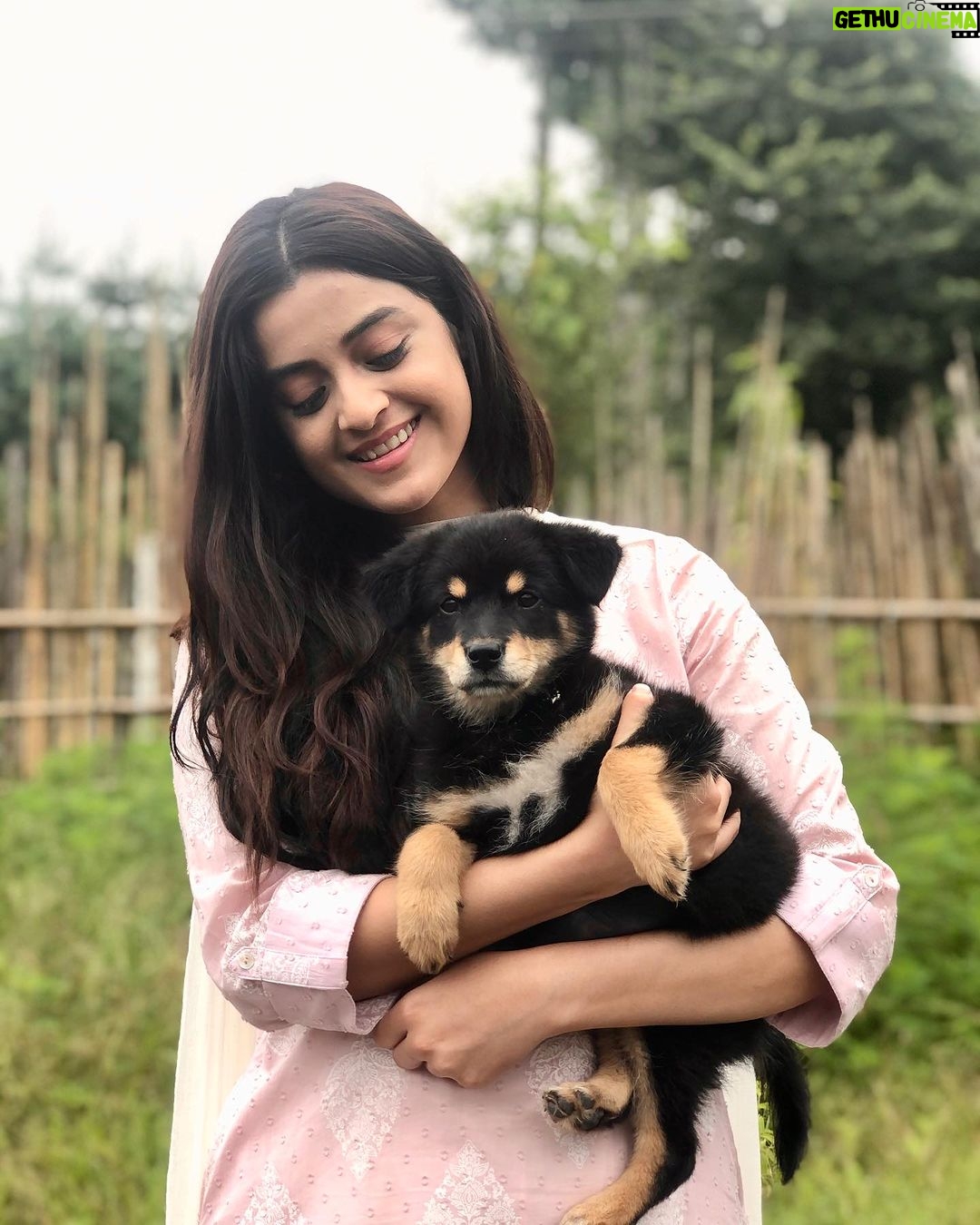 Darshana Banik Instagram - Sunday mood 💓💕