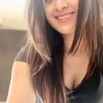 Darshana Banik Instagram -