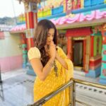 Darshana Banik Instagram - As they say, you can take the girl out of Kolkata but not Kolkata out of the girl..Today I am shooting outside my city ,so I wore a ‘Basanti’ coloured saree this morning and went to a temple(nearby the hotel) for prayers🙏🏼 Happy Saraswati Pujo Everyone😊 And happy Valentine’s Day too ❤️ HMU- @makeup_artist_amit #saraswatipuja #yellow #ethnic #valentines #bengalweaves