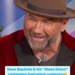 Dave Bautista Instagram - We need to see @davebautista bust out his version of the robot asap 🕺🏻🤖 #davebautista #glassonion #dance