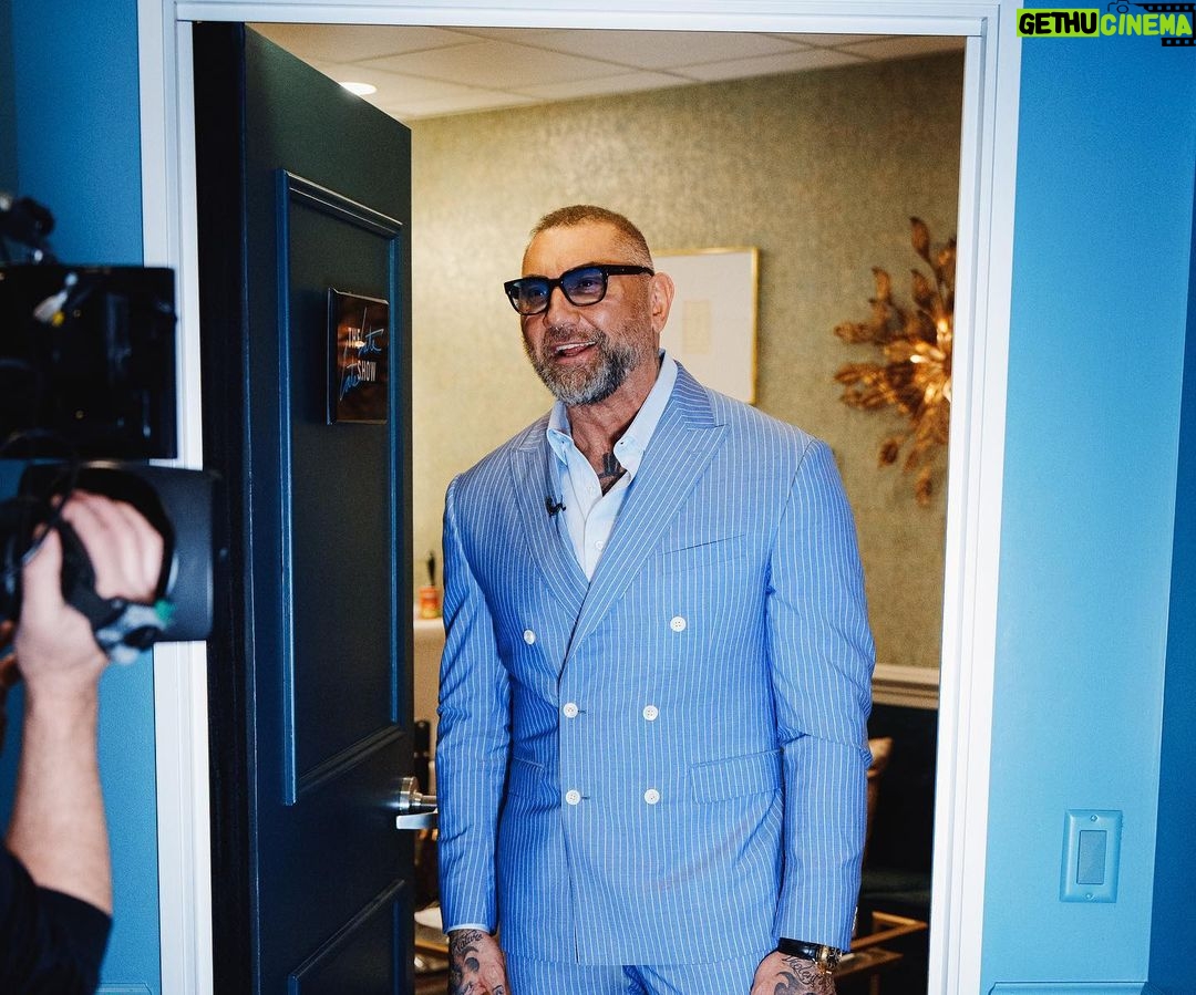 Dave Bautista Instagram - A week filled with laughs, unforgettable moments, and endless excitement promoting #KnockAtTheCabin. And now, it's finally time to sit back, relax and enjoy the show. @knockatthecabin in theaters now!