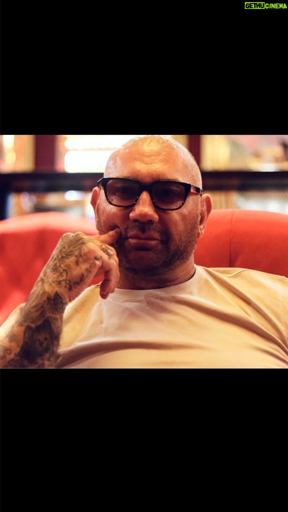 Dave Bautista Instagram - thankful for my life is an understatement #GlassOnion #thanksgiving @knivesout #intheatersnow