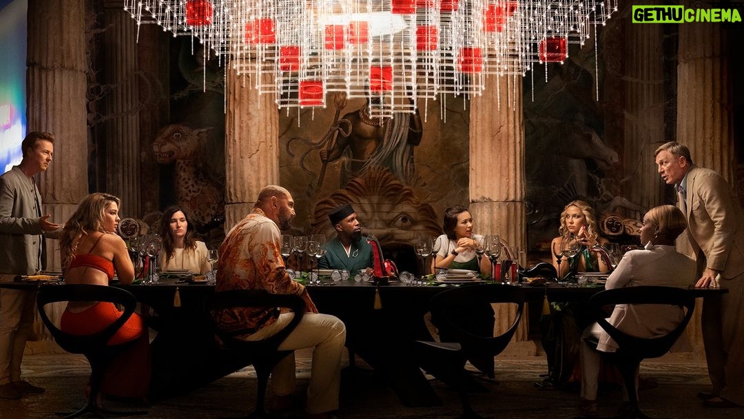 Dave Bautista Instagram - Nothing brings friends together like a killer dinner party. GLASS ONION: A KNIVES OUT MYSTERY is coming to select theaters on a date to be announced and globally on @Netflix @KnivesOut December 23!.🔍🧅