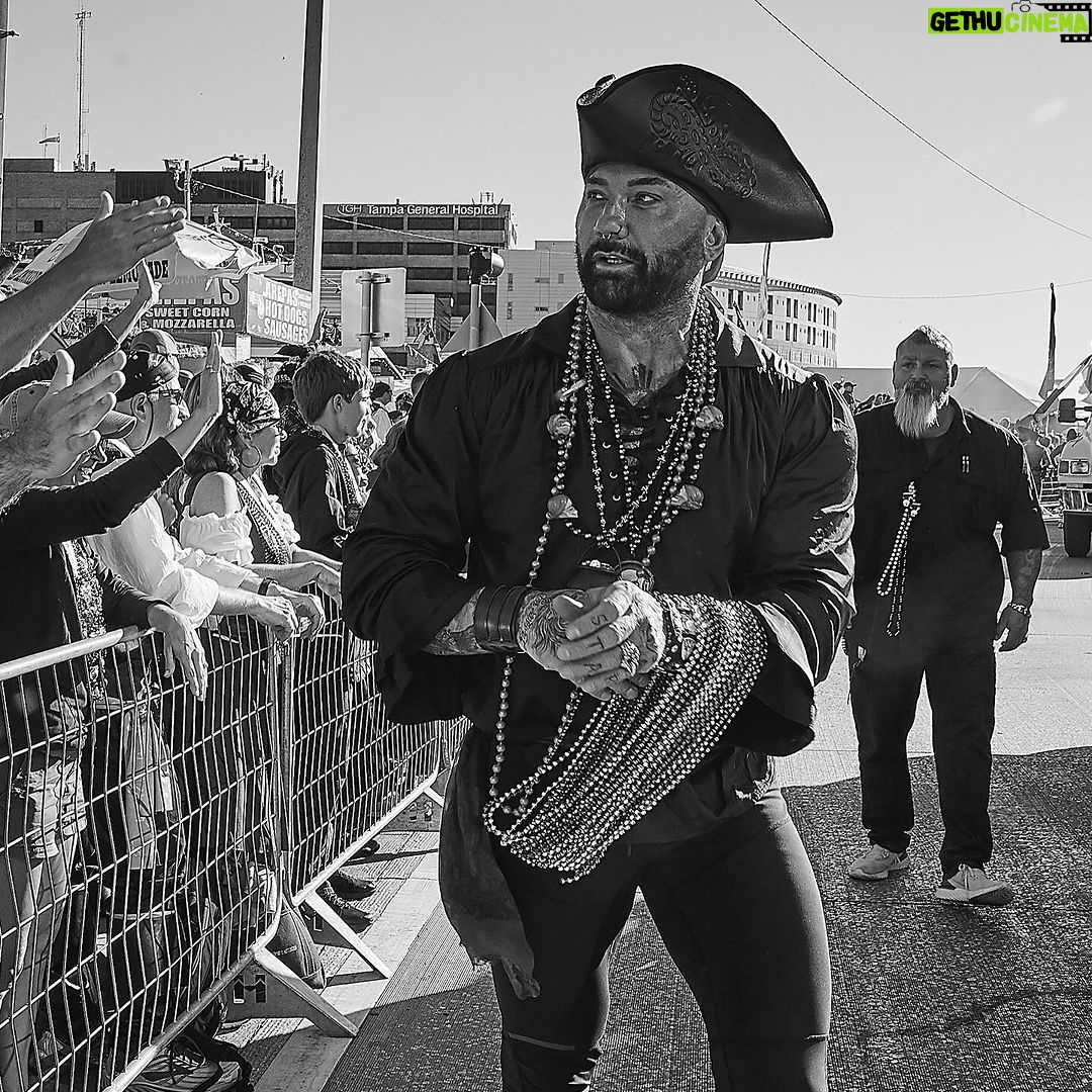 Dave Bautista Instagram - Let the invasion begin! 🏴☠️☠️ #TampaTradition #PirateResponsibly #SailSmart #BeSafe #DontDrinkandDrive #GasparillaSafe #FloatOn Tampa Florida