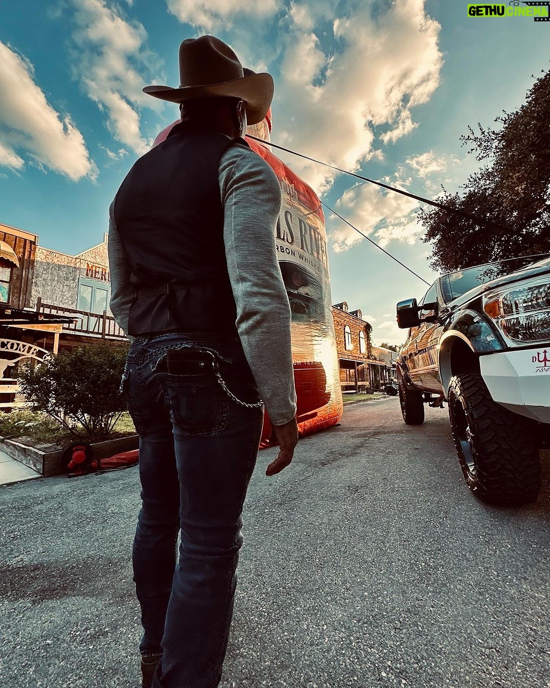 Dave Bautista Instagram - The Whiskey & Wishes Hero Gala was truly unforgettable. Riding in on the Devils River branded @harleydavidson was only the beginning of the night’s excitement. Donating my bike for auction and seeing it go to @indianageorge3, the highest bidder, was incredibly rewarding. This event’s mission was to support and donate to our military members and their families, easing the challenges of deployments and enhancing their home lives. It was a night dedicated to making a significant difference. A huge thank you to @devilsrwhiskey and the city of San Antonio, Texas, for the opportunity to be part of such a meaningful event. The evening was filled with purpose, camaraderie, and a shared commitment to a cause that’s very dear to my heart. To learn more, visit wishforourheroes.org to see how you can make a difference.