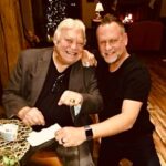 Dave Coulier Instagram – So many great stories and laughs over the years. #ripgoldenjet #bobbyhull @mardihull @bobbyhull13