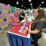 Dave Coulier Instagram - What an amazing weekend, getting to spend time with fans and my #fullhouse family at #90scontampa Thank you for stopping by. We love you❤️ Tampa Convention Center