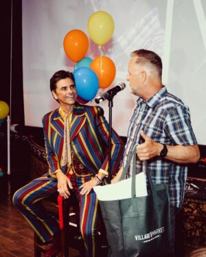 Dave Coulier Instagram - Happy birthday to my brother @johnstamos - So many years of friendship and so many laughs. Love you, Choppie. 

📸: @micalaaustin