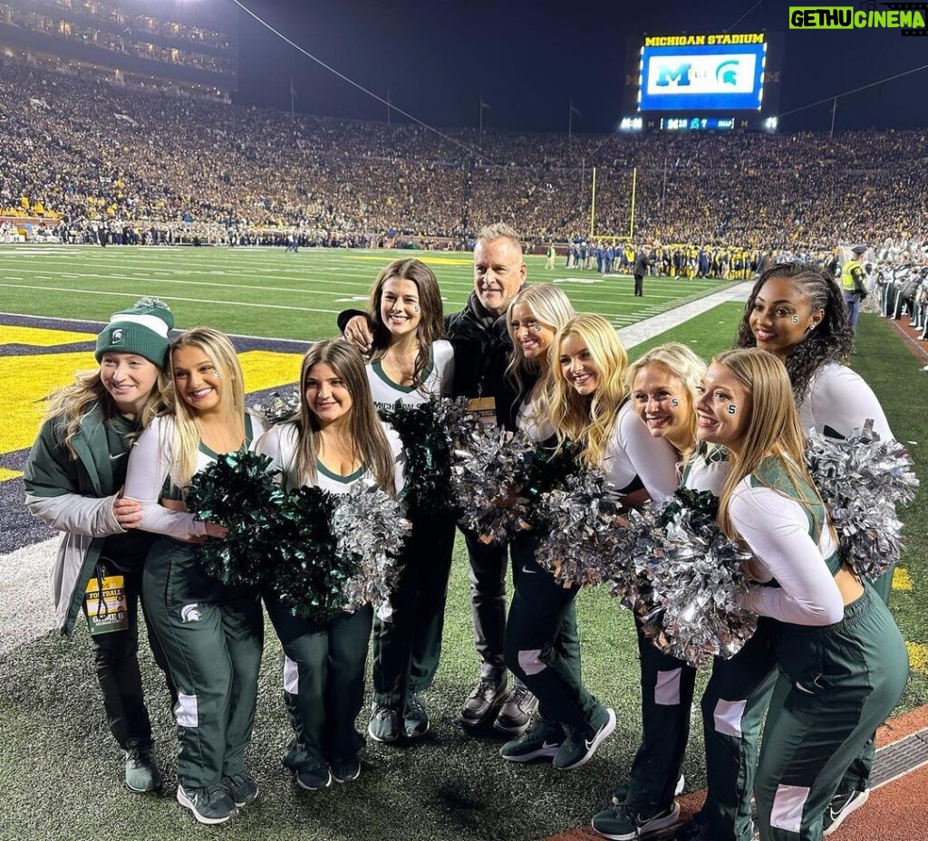 Dave Coulier Instagram - #thebighouse was a #fullhouse last night for the @umichfootball @msu_football game. The #spartan cheer team showed me some love. #big10 #cooler Ann Arbor, Michigan