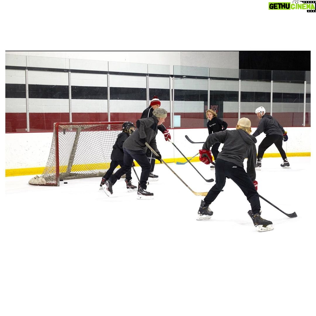 Dave Coulier - 10K Likes - Every year during the holidays, we rent the ice for a day of family skating. Happy Holidays everyone!