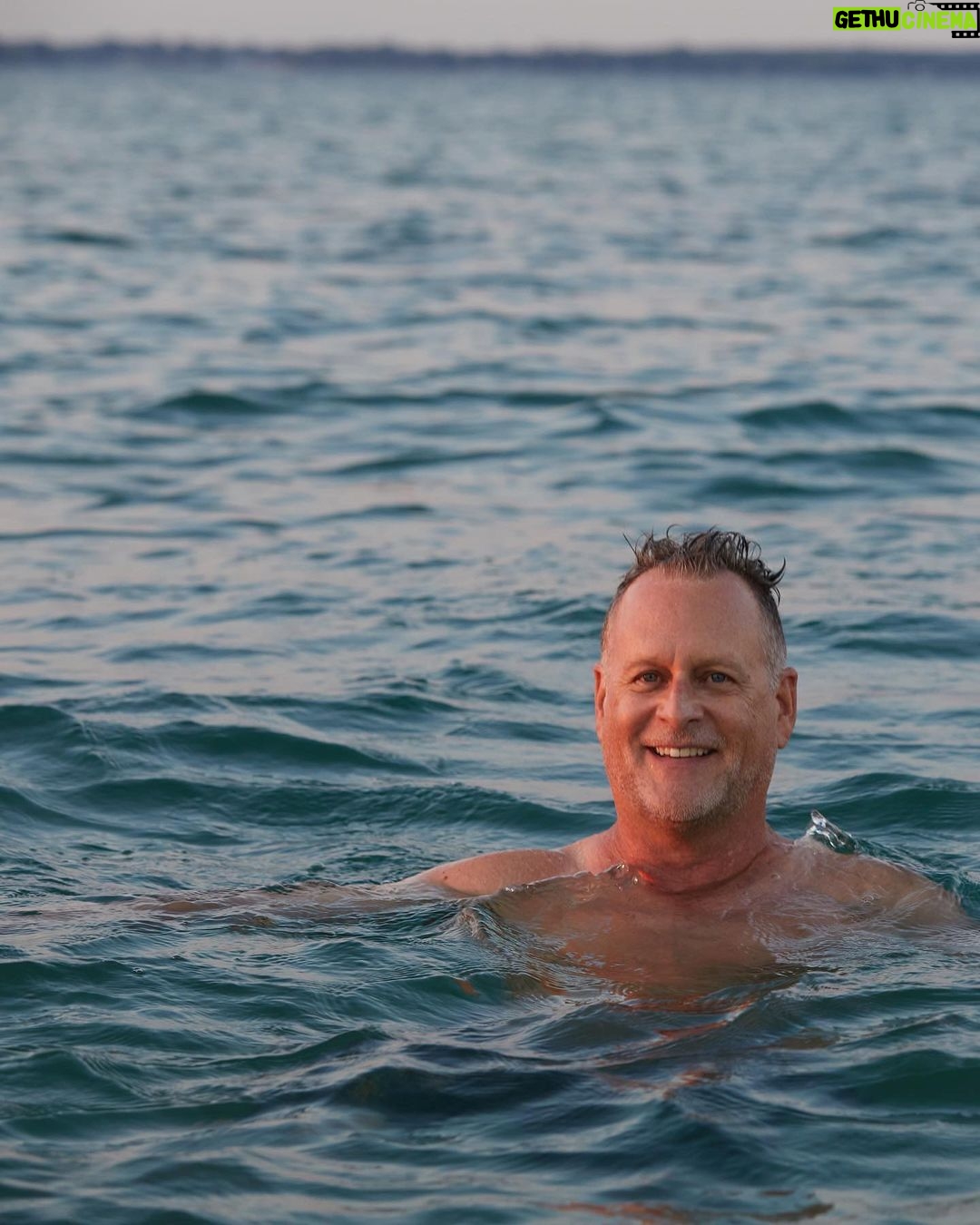 Dave Coulier - 15.4K Likes - September, gone in a flash. Who’s ready for October? #winteriscoming
#birthdaymonth #coolerdays #cooler #cooleroutdoors