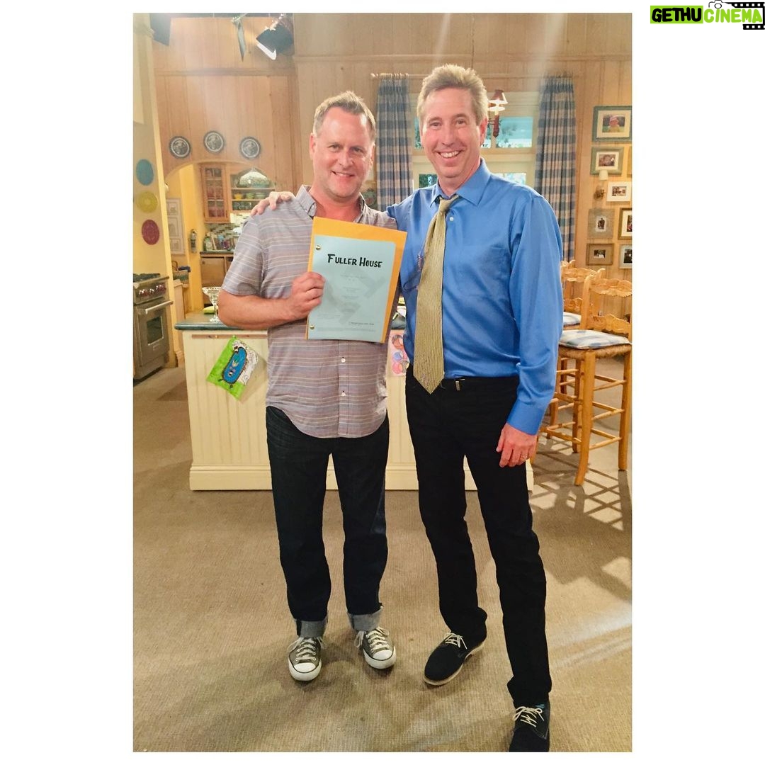 Dave Coulier - 35.5K Likes - I’ve been blessed to do something I love with people I love. #35years
#fullhouse #fullerhouse #flashbackfriday