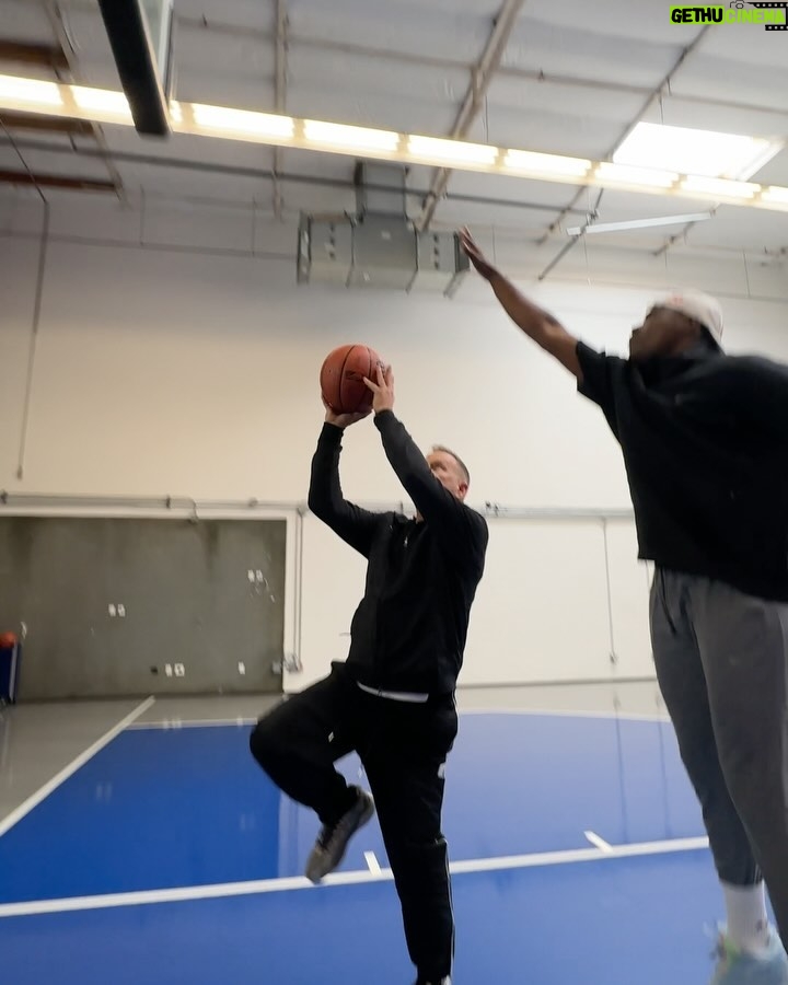 Dave Coulier - 114.7K Likes - Uncle Joey from 90’s hit show “Full House” can flat out shoot the basketball.🤯 @dcoulier | @lethalshooter #FullHouse