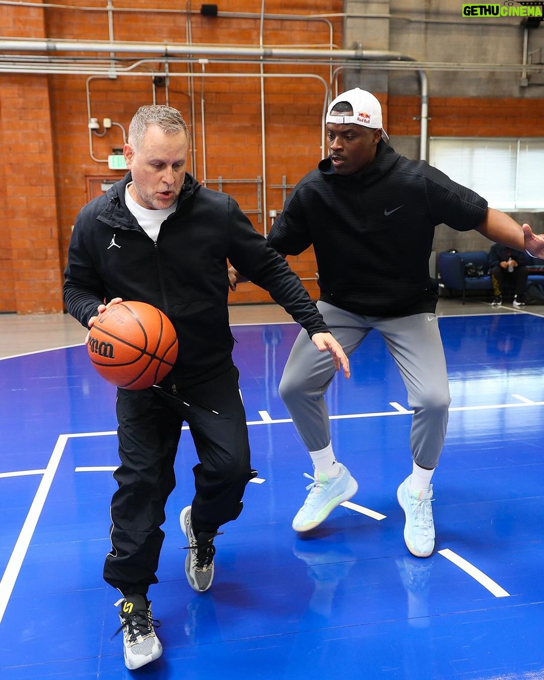 Dave Coulier - 114.7K Likes - Uncle Joey from 90’s hit show “Full House” can flat out shoot the basketball.🤯 @dcoulier | @lethalshooter #FullHouse