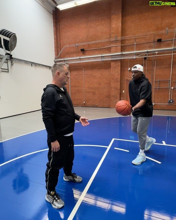 Dave Coulier - 114.7K Likes - Uncle Joey from 90’s hit show “Full House” can flat out shoot the basketball.🤯 @dcoulier | @lethalshooter #FullHouse