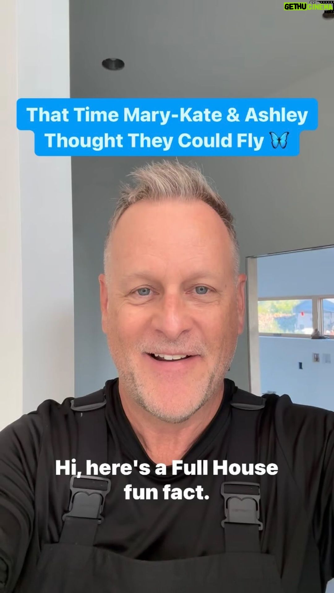 Dave Coulier - 11.3K Likes - Picture this: 4 year old Mary-Kate and Ashley flapping their arms and saying “tweet tweet” on the Full House set 😂 We had so much fun on-screen and off. Happy Friday, friends!
#fullhousefunfact #fullhouse #marykateandashley #davecoulier #TGIF