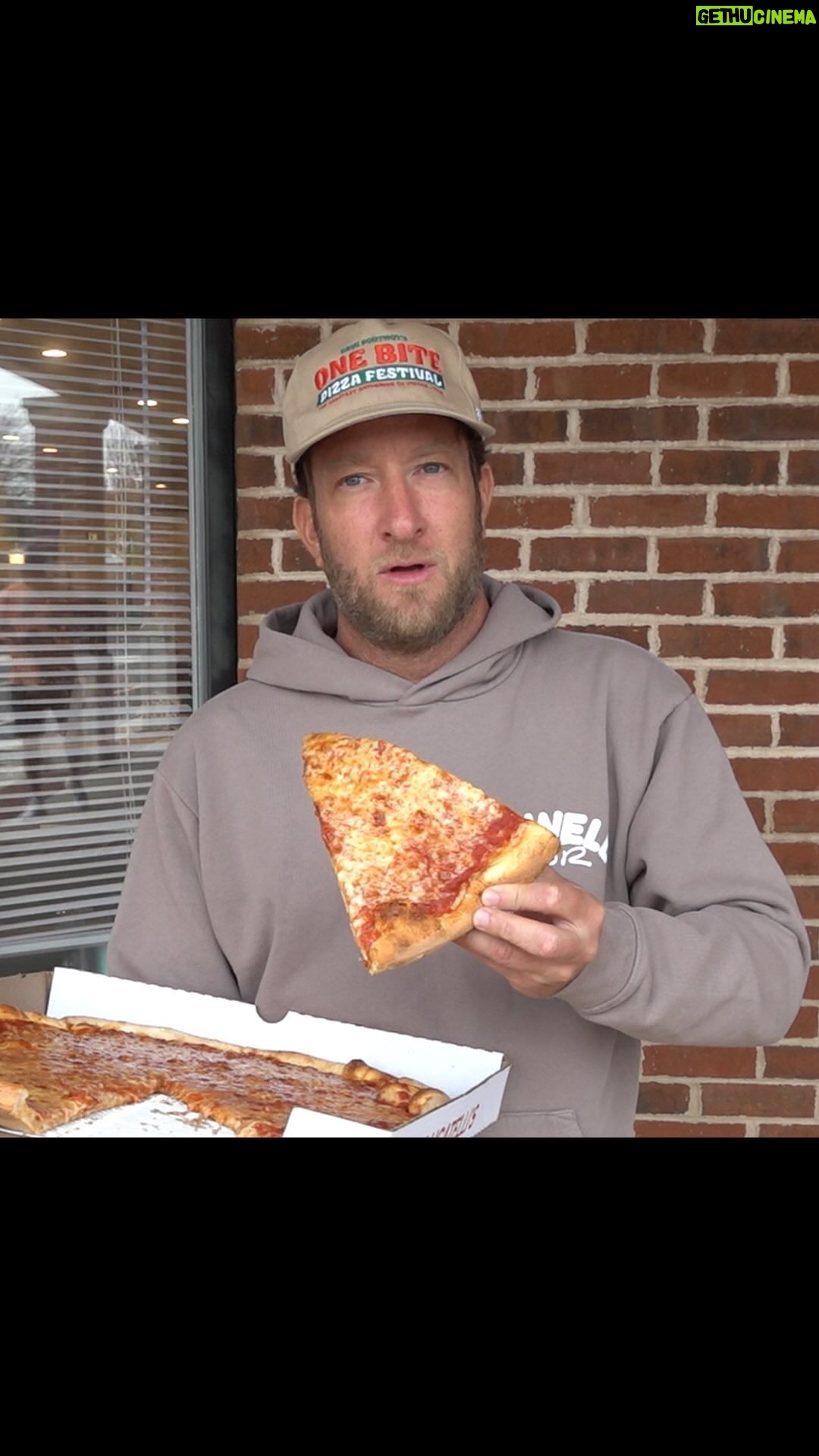 Dave Portnoy Instagram - Barstool Pizza Review - Lucatelli’s Pizzeria (Doylestown, PA)