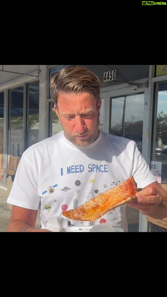 Dave Portnoy Instagram - Barstool Pizza Review - Zinncredible Pizza (Davie, FL)