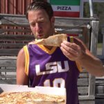 Dave Portnoy Instagram – Barstool Pizza Review – Schlittz & Giggles (Baton Rouge, LA)