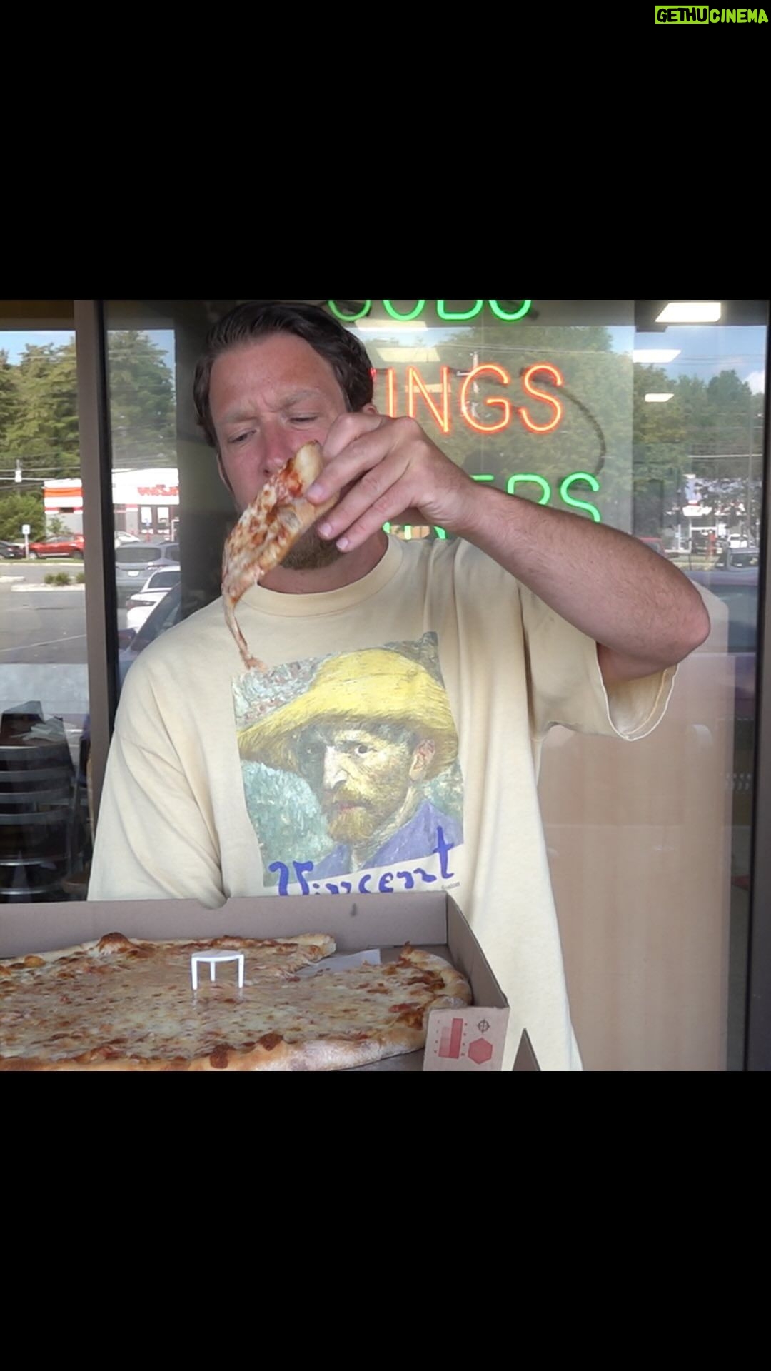 Dave Portnoy Instagram - Barstool Pizza Review - La Famiglia Pizza (Colonie, NY)
