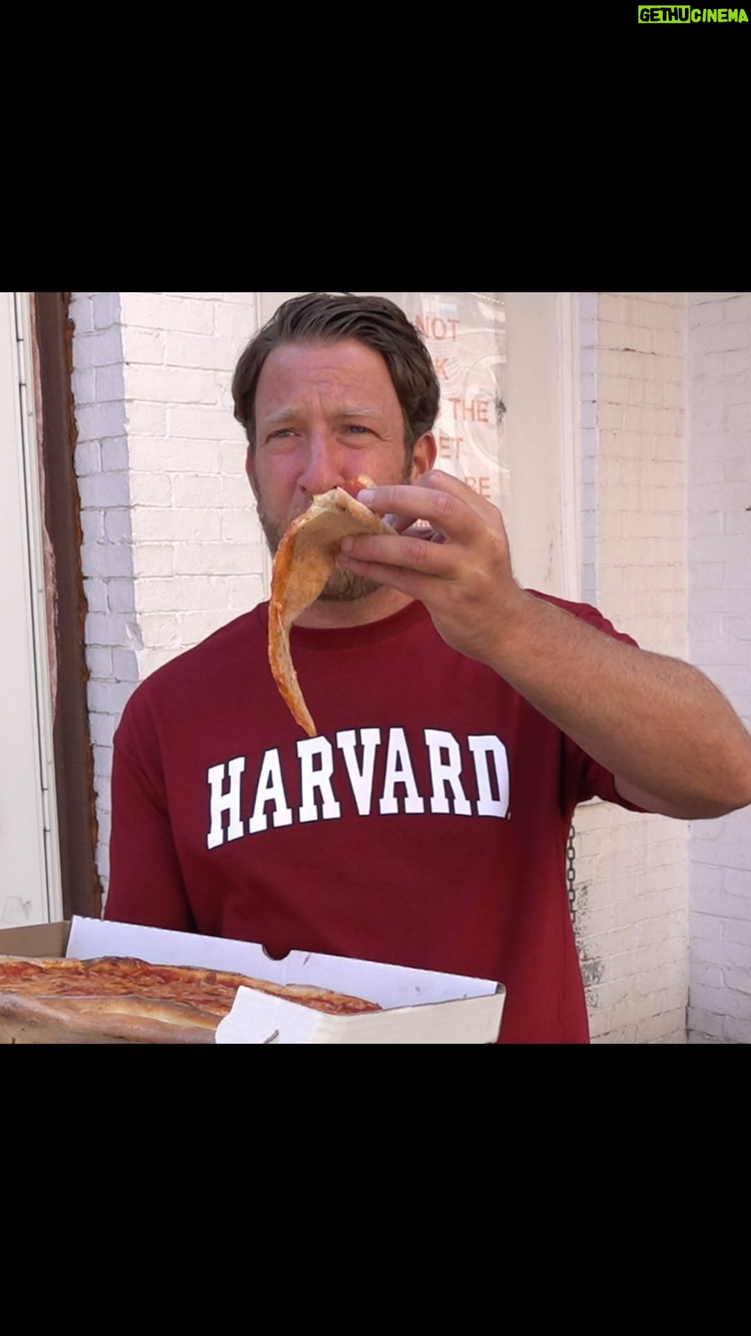 Dave Portnoy Instagram - Barstool Pizza Review - Pinocchio’s Pizza (Cambridge, MA)