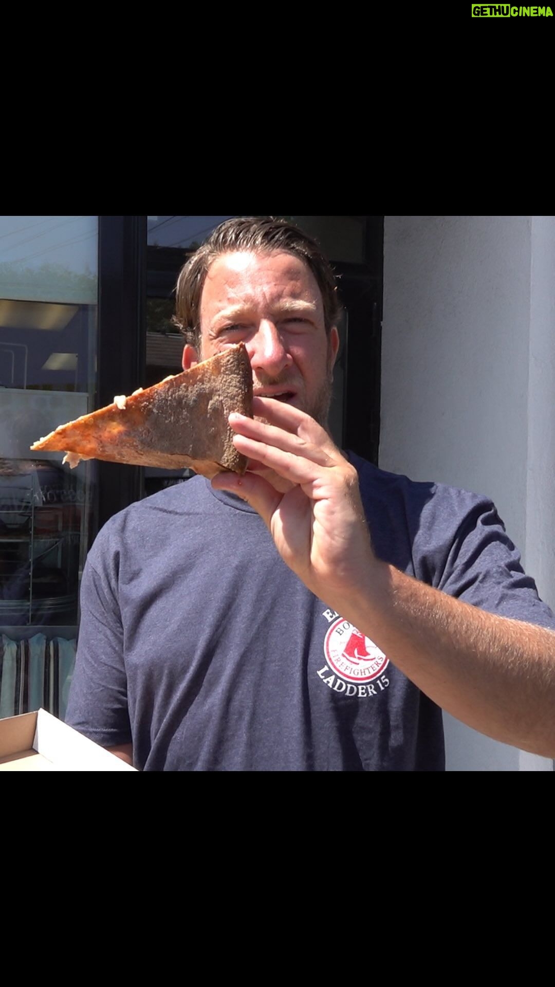 Dave Portnoy Instagram - Barstool Pizza Review - Pizza Roma (Watertown, MA)
