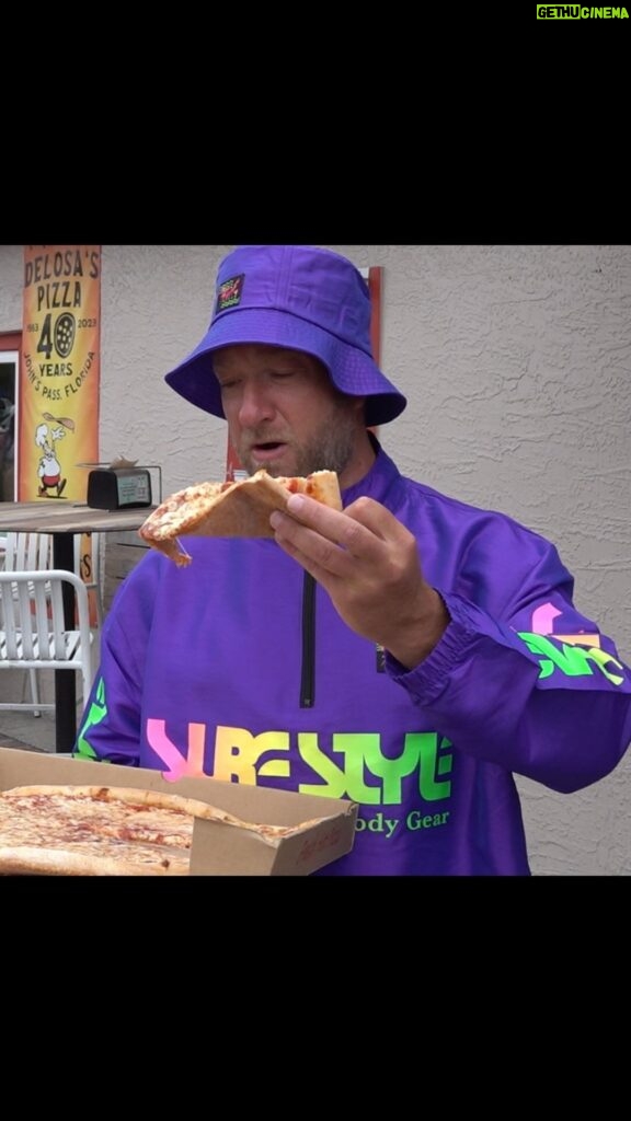 Dave Portnoy Instagram - Barstool Pizza Review - DeLosa’s Pizza (Madeira Beach, FL)