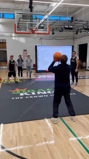 Dave Portnoy Instagram - The impossible made possible. 41 straight free throws, 16 hours and 7,608 attempts later. History. #DKPartner

Ps - I may not have the prettiest shooting form but you can't spell broken shoulder without Heart.