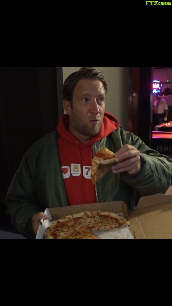 Dave Portnoy Instagram - Barstool Pizza Review - The Sand Dollar Lounge (Las Vegas, NV)