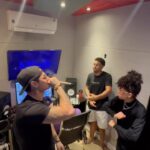 Davi Kneip Instagram - SÓCIOS 1.0 - Davi Kneip, MC Niel, MC Braz, Xamuel e MC Anjim ( DJ Caetano ) … em breve @mcnielreal @mcbrazoficial @mcanjim @xamuel08 @caetanoprod