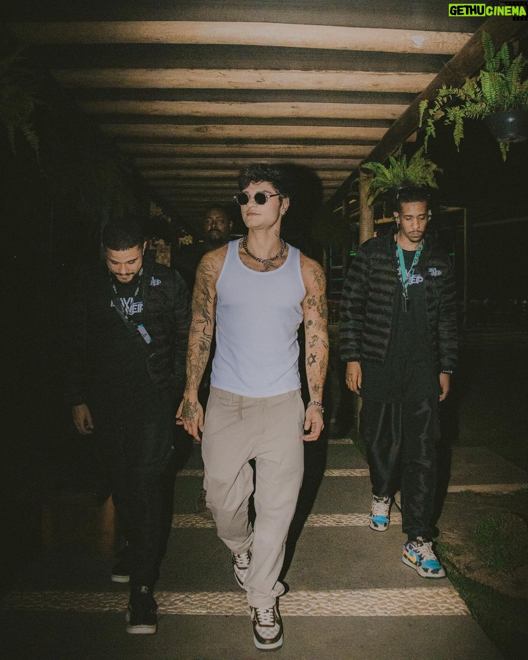 Davi Kneip Instagram - Em construção … 🔥⚙️ 📸 : @027jonas