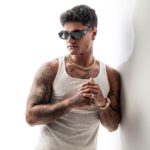 Davi Kneip Instagram - De 0 a 100% … Qual sua % de ciúmes hahaha ?! Minha 109% 🤪❤️🔥 📸 : @thiagomisan Belo Horizonte, Brazil
