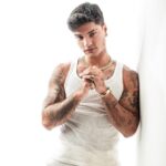 Davi Kneip Instagram - De 0 a 100% … Qual sua % de ciúmes hahaha ?! Minha 109% 🤪❤️🔥 📸 : @thiagomisan Belo Horizonte, Brazil