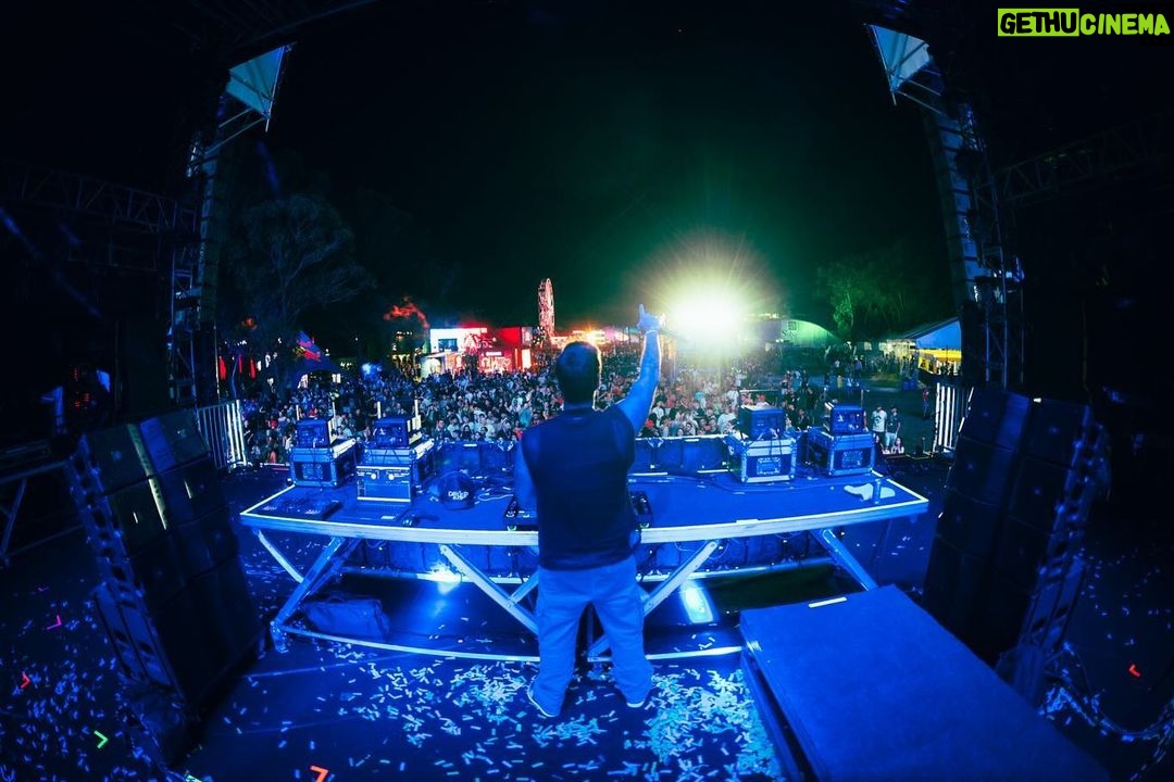 Davi Kneip Instagram - 🔥🙏❤️ Mais um sonho realizado ! Obrigado Deus @planetaatlantida Planeta Atlântida