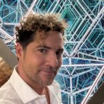 David Bisbal Instagram – Así estamos viviendo los días de promoción en México!!! Cuántos amigos!!! 🇲🇽