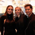 David Bisbal Instagram - Anoche se celebró en Madrid los premios 40 @los40spain con una producción Inmensa!! felicidades por tanto! Qué bonito es coincidir con tantos artistas emergentes que la están rompiendo y disfrutar siempre de la industria en general. Os dejo unas cuantas fotos de lo que se vivió anoche, esperando con ansias el vídeo capítulo. Hace mucho tiempo deseaba tener este reconocimiento que es la base de un público que me exige y un equipo de trabajo maravilloso que tengo detrás. Un abrazo enorme!!!