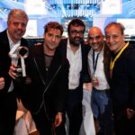 David Bisbal Instagram – Anoche se celebró en Madrid los premios 40 @los40spain con una producción Inmensa!! felicidades por tanto!
Qué bonito es coincidir con tantos artistas emergentes que la están rompiendo y disfrutar siempre de la industria en general. Os dejo unas cuantas fotos de lo que se vivió anoche, esperando con ansias el vídeo capítulo. Hace mucho tiempo deseaba tener este reconocimiento que es la base de un público que me exige y un equipo de trabajo maravilloso que tengo detrás. Un abrazo enorme!!!